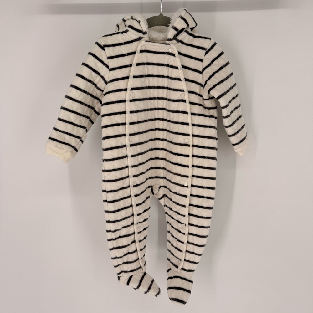Nordstrom Striped Black and White Baby One Piece Bunting Suit Size 12m